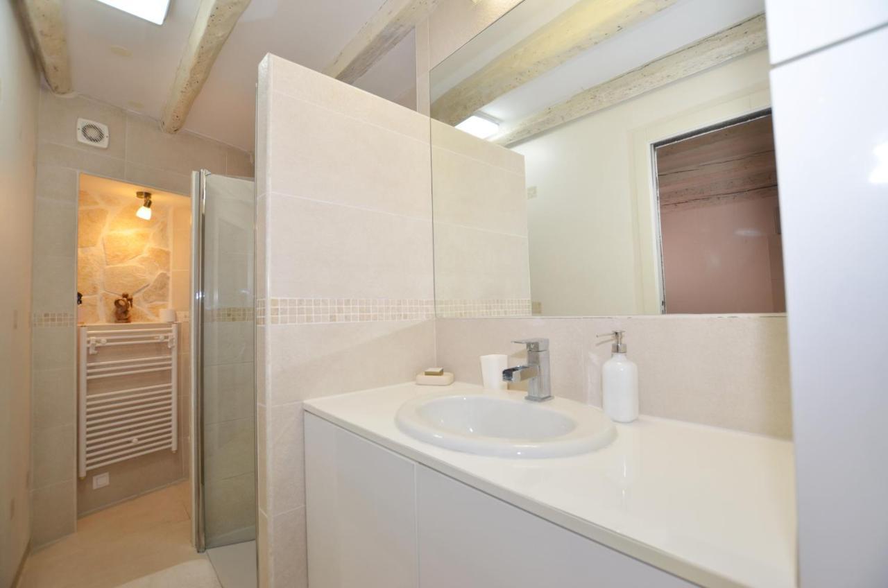 Pisinium Apartma