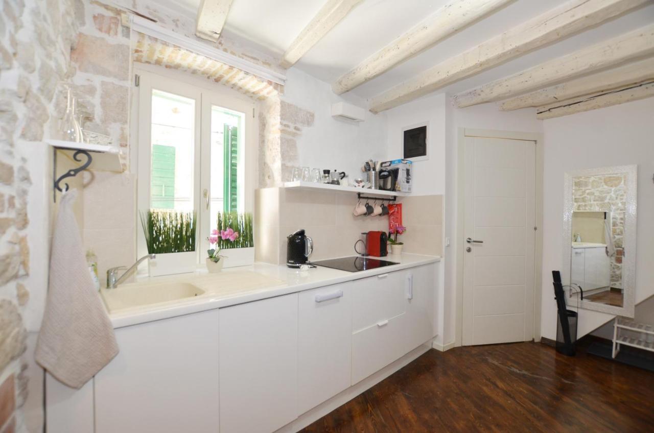 Apartma Pisinium